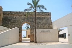 La antigua muralla de Es Baluard