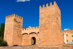 La muralla medieval de Alcúdia