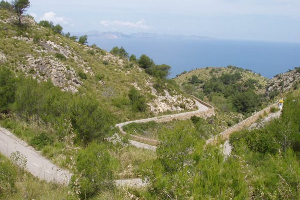 And one more thing … on clear days, you can even see Menorca from the highest points of this route. 