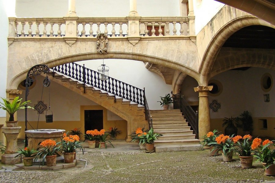 Patio Mallorquin