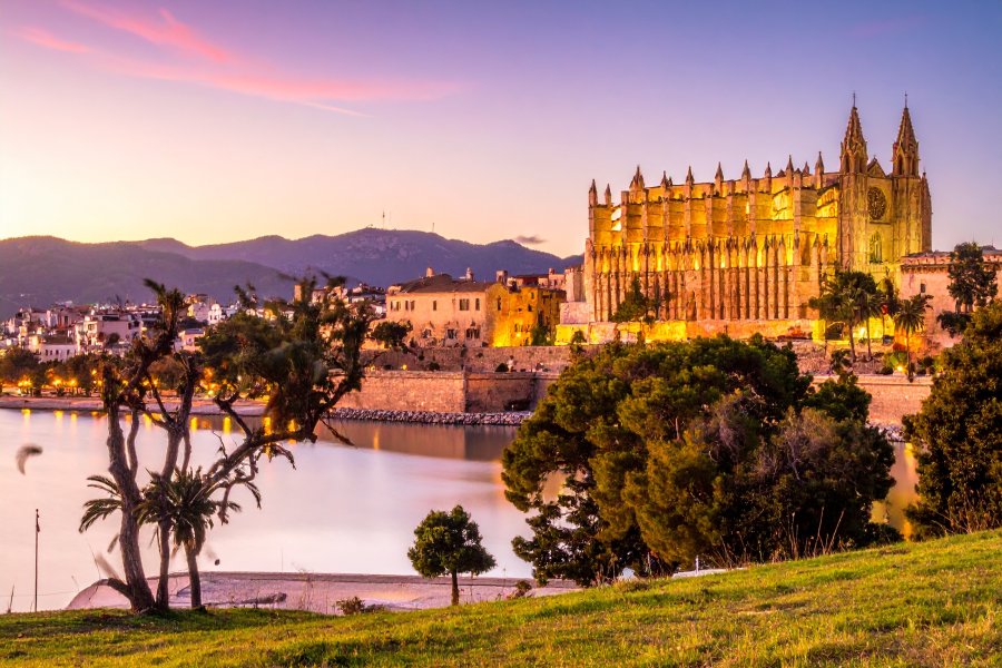 Disfrutar Palma en otoño: calma, cultura y confort desde el Hotel Palladium
